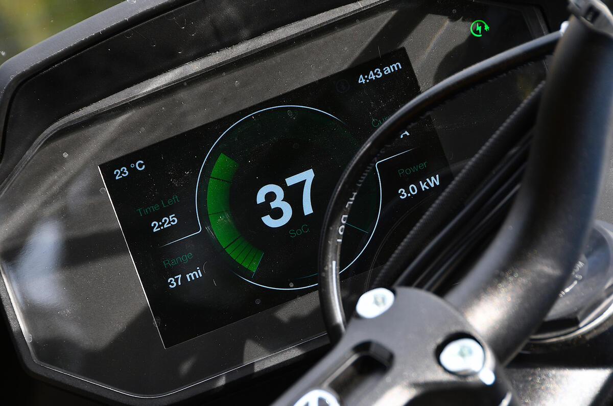 Super-fast charging is dependent on opting for the 6kW ‘Power Tank’ accessory Super-fast charging is dependent on opting for the 6kW ‘Power Tank’ accessory