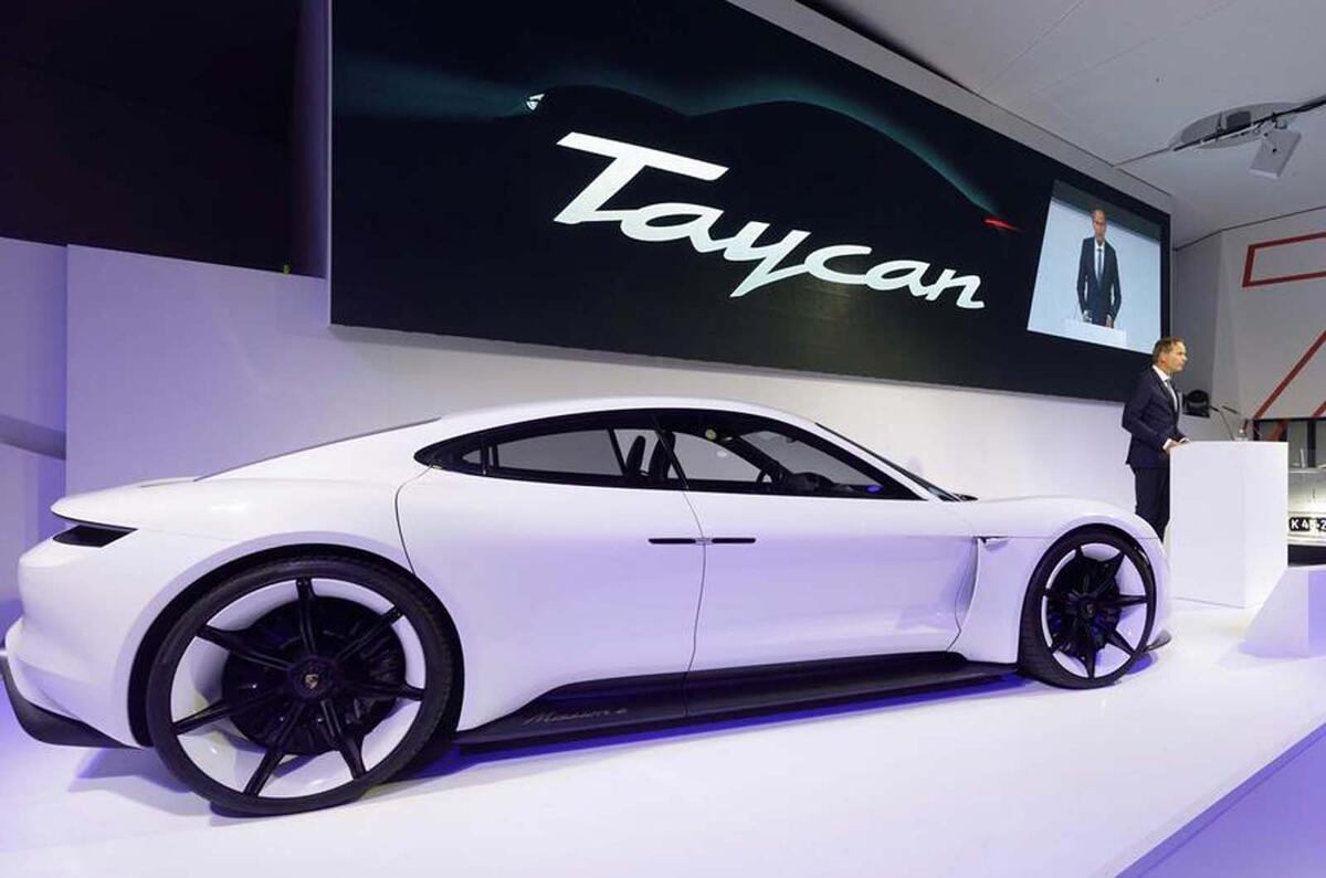 Porsche Taycan 