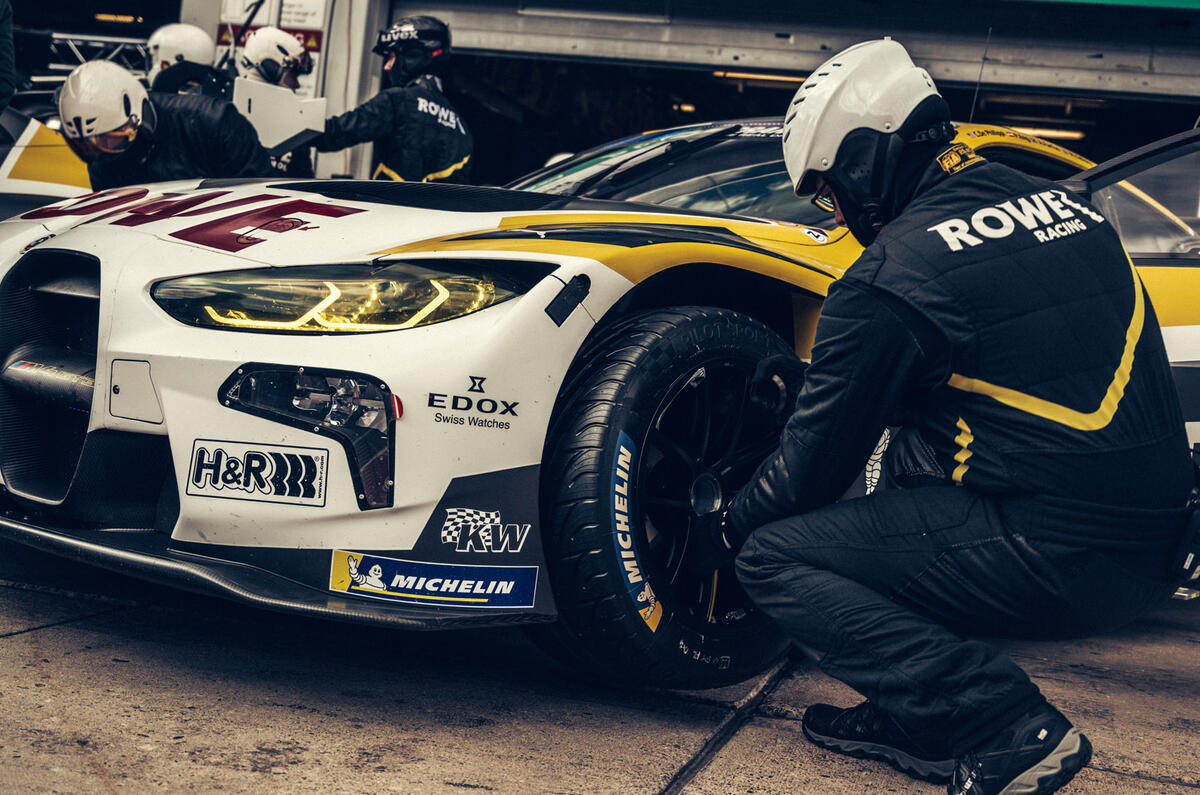 86 bmw m4 gt3  nurburgring wheel change 86 bmw m4 gt3  nurburgring wheel change