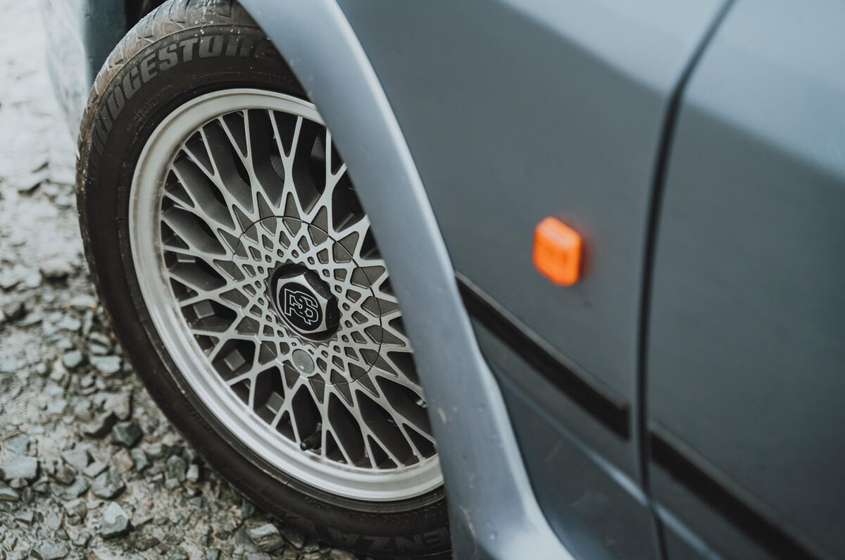 86 Ford Mustang Mach e vs Sierra Cosworth alloys 86 Ford Mustang Mach e vs Sierra Cosworth alloys