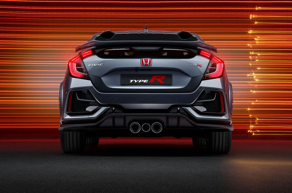 Honda Civic Type R sport line 2020 official press photos - rear end Honda Civic Type R sport line 2020 official press photos - rear end