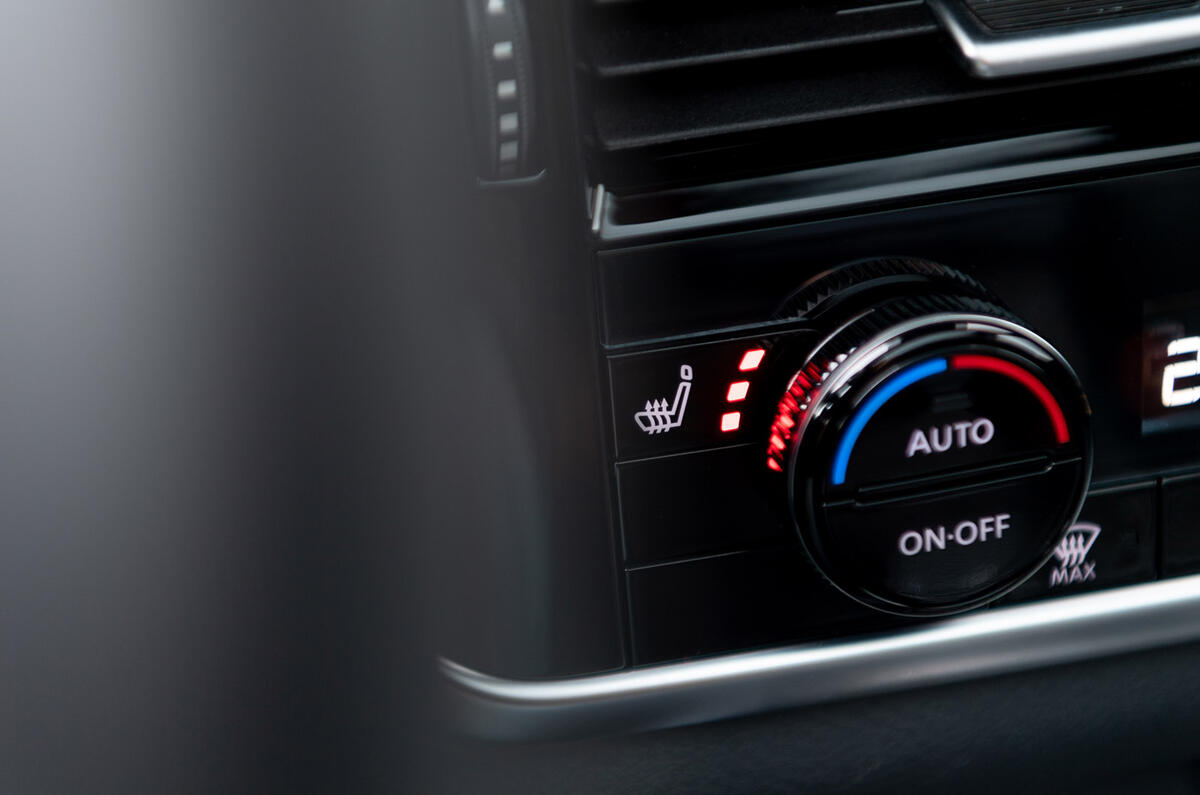 86 Nissan Qashqai 2021 official reveal climate controls 86 Nissan Qashqai 2021 official reveal climate controls