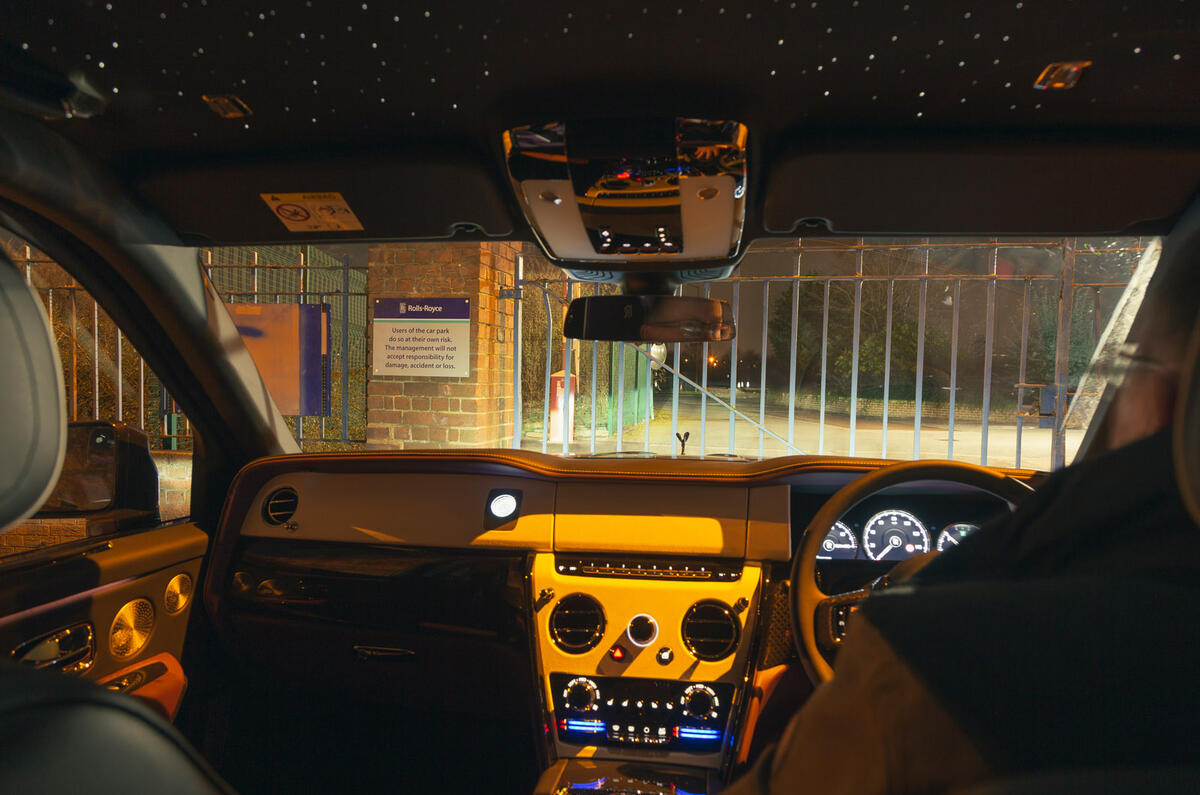 86 rolls royce cullinan black badge interior 86 rolls royce cullinan black badge interior