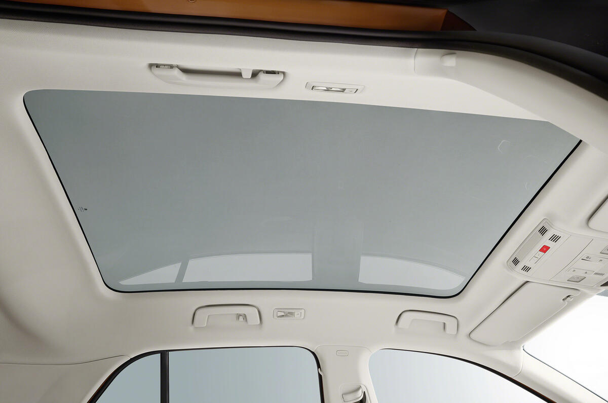 86 Skoda Fabia 2021 official reveal sunroof