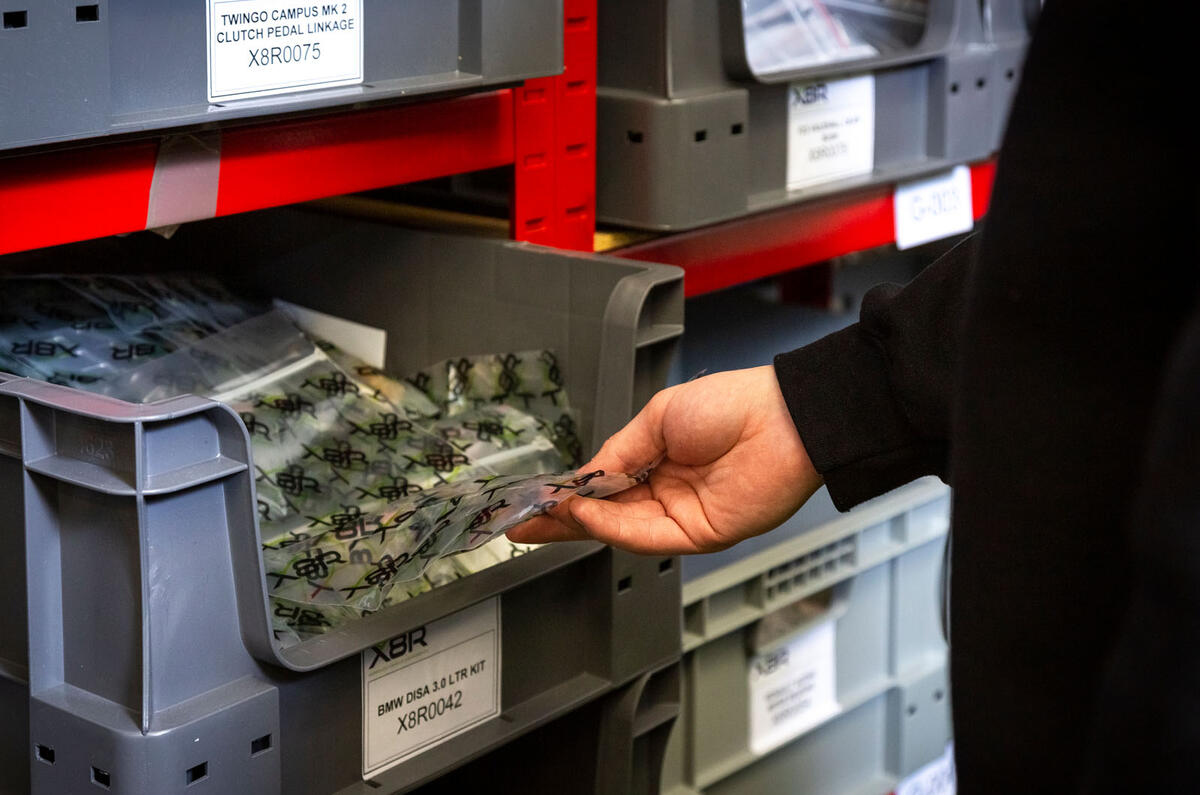 X8R improved vehicle parts - stock