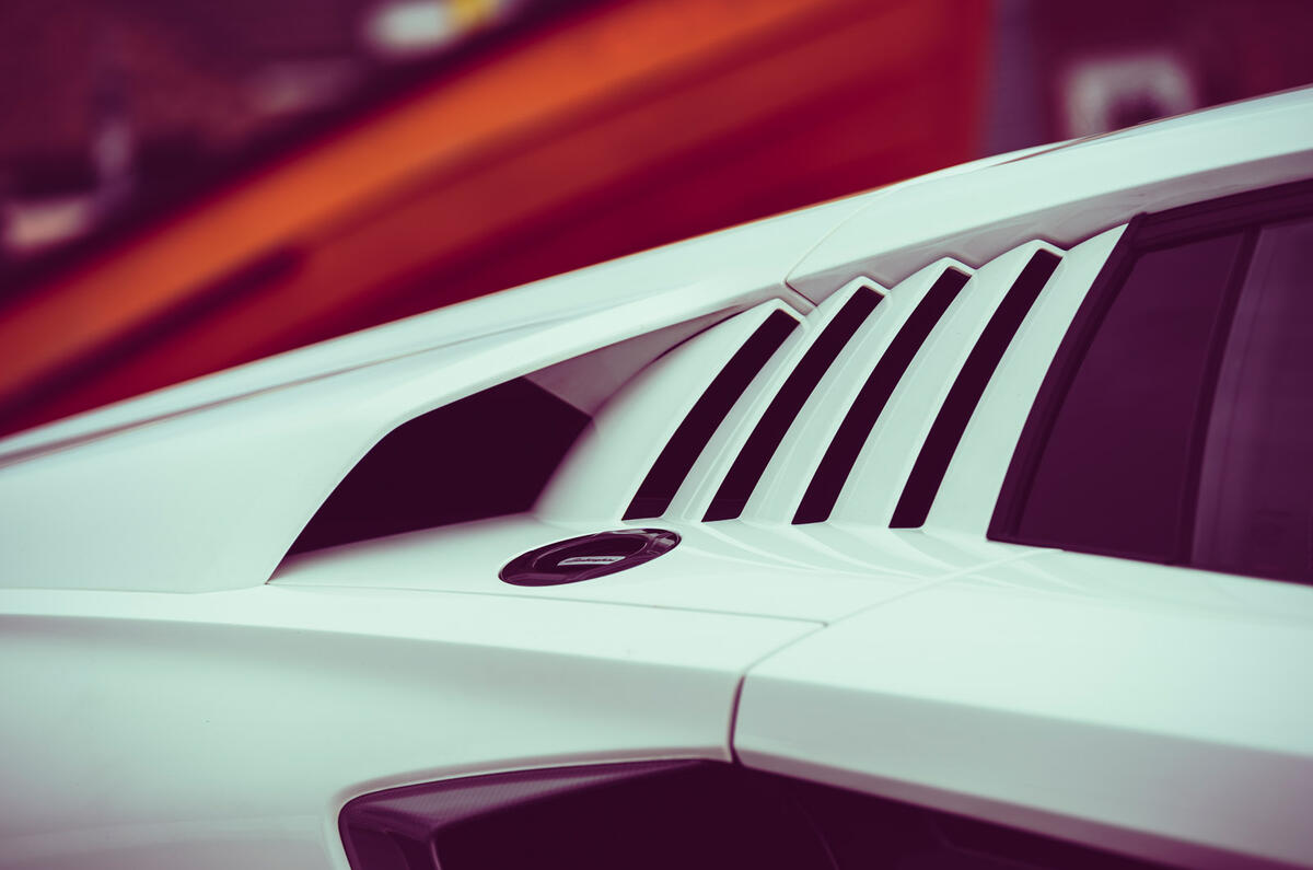 87 lamborghini countach 2022 rear side vents 87 lamborghini countach 2022 rear side vents