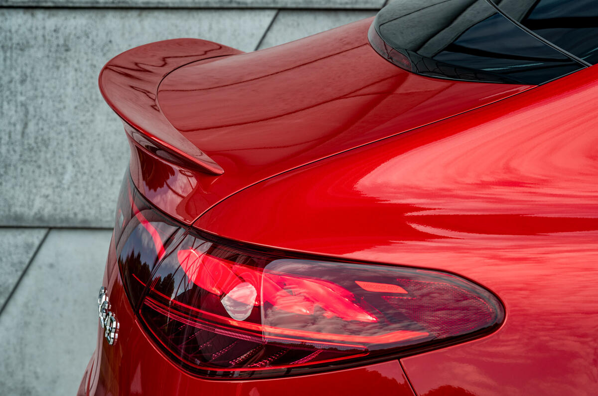 87 Mercedes AMG EQE43 official reveal rear lights 87 Mercedes AMG EQE43 official reveal rear lights