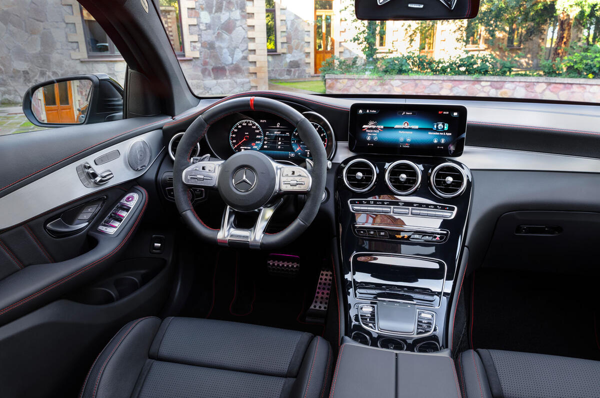 Mercedes-AMG GLC43 Coupé 2019 official debut - interior