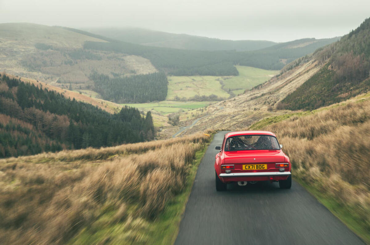 87 mst mk1 rear wales tracking 87 mst mk1 rear wales tracking