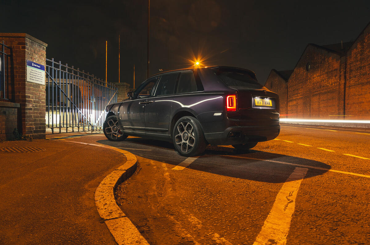 87 rolls royce cullinan black badge rear 87 rolls royce cullinan black badge rear