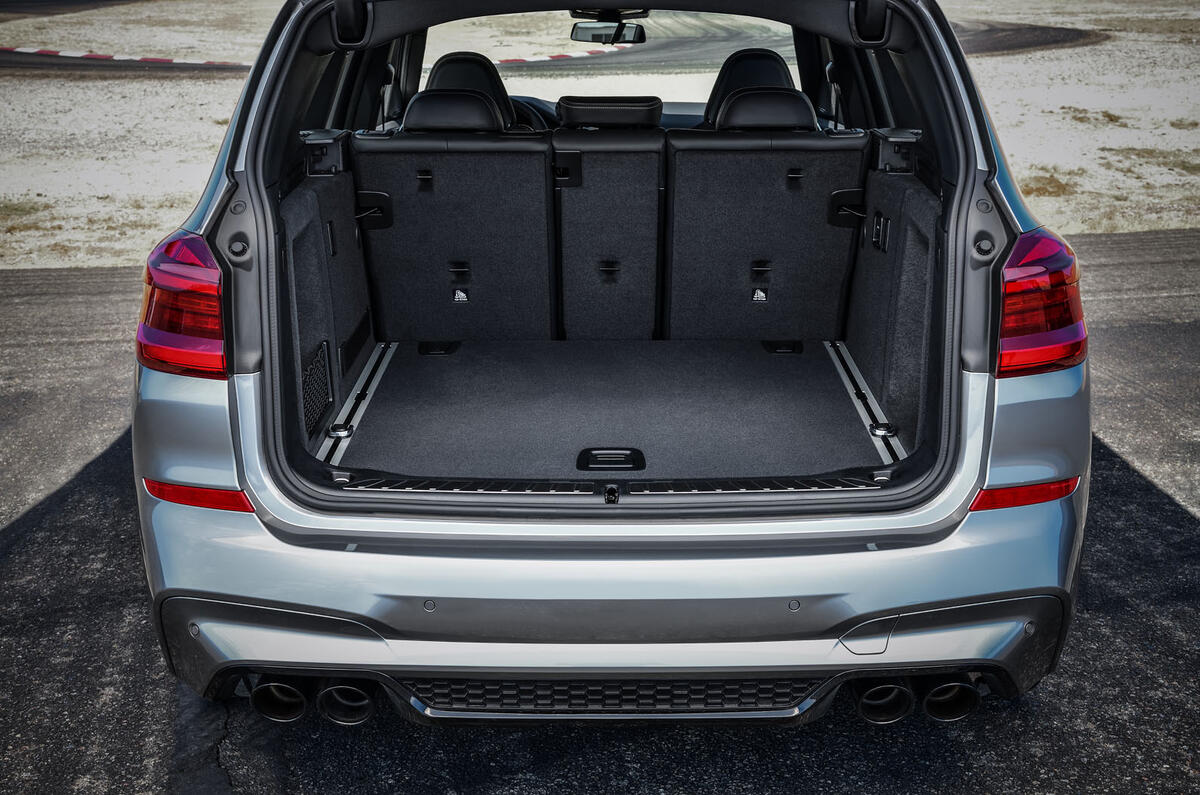 BMW X3M official press - boot