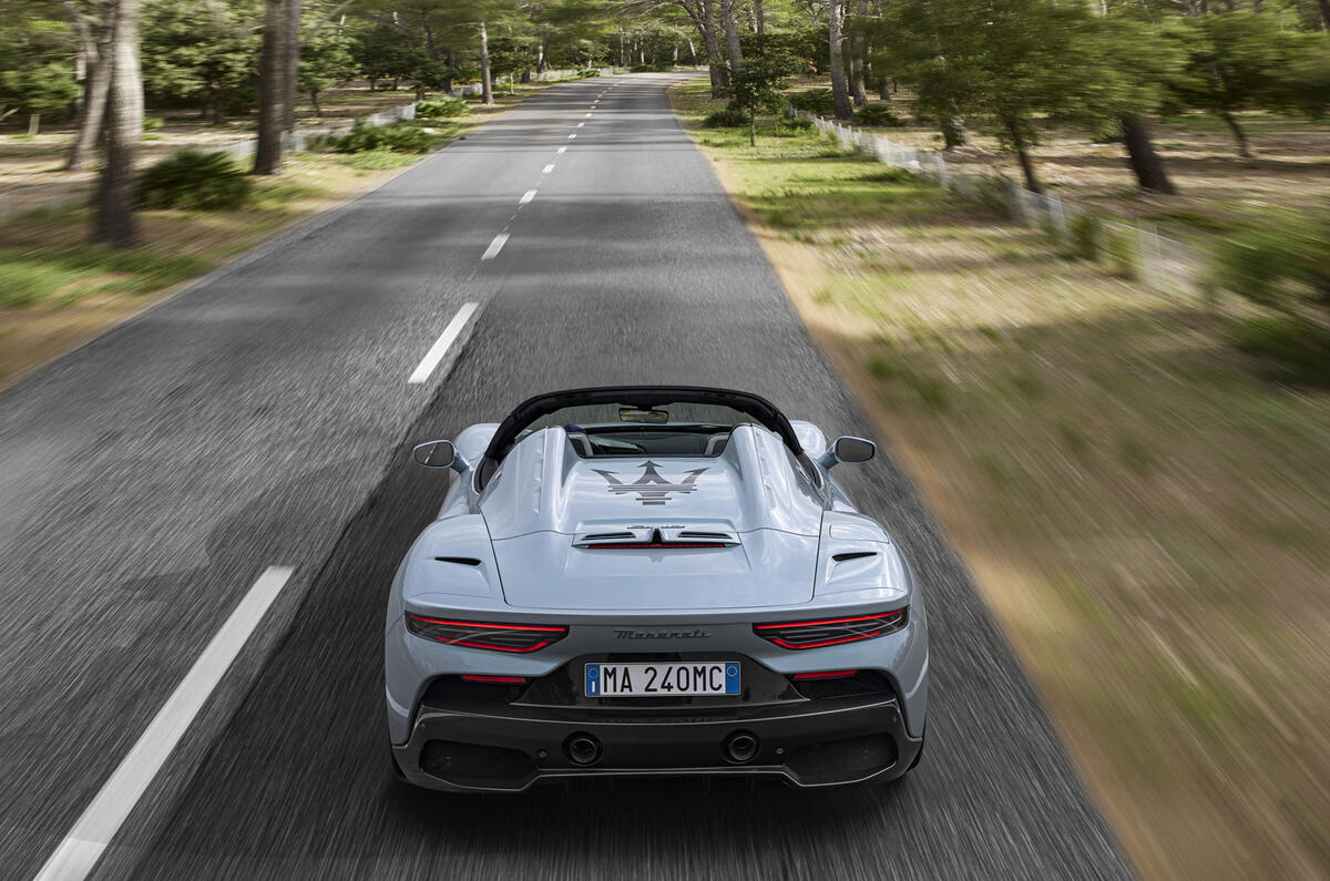 87 Maserati MC20 Cielo rear on road 87 Maserati MC20 Cielo rear on road