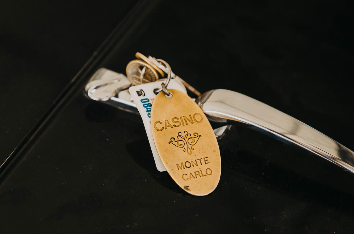 87 Stirling Moss SunBeam Talbot 13