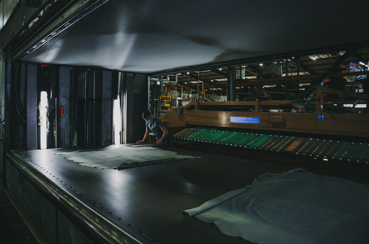 88 Bentley Cupra Christmas road trip tanning