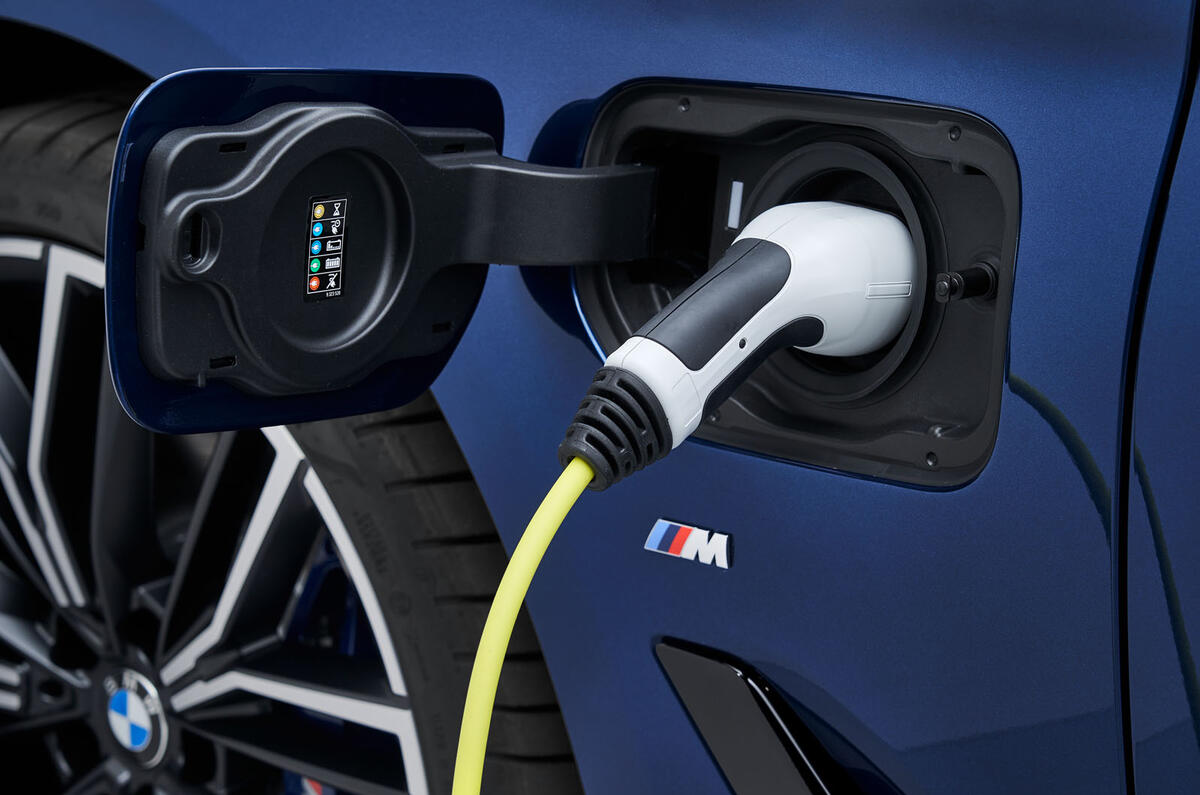 BMW 530e 2020 facelift official images - charging port BMW 530e 2020 facelift official images - charging port