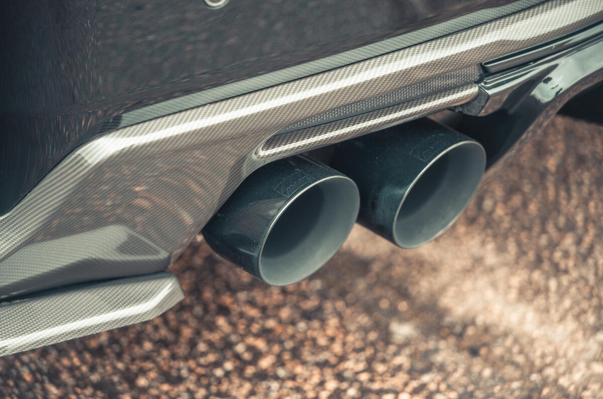 88 Camaro ZL1 vs Sutton Mustang 2021 exhausts 88 Camaro ZL1 vs Sutton Mustang 2021 exhausts