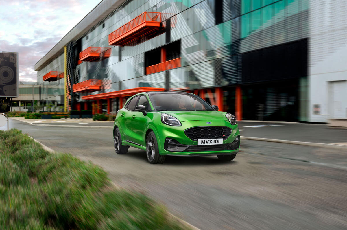 Ford Puma ST official images - on the road front Ford Puma ST official images - on the road front