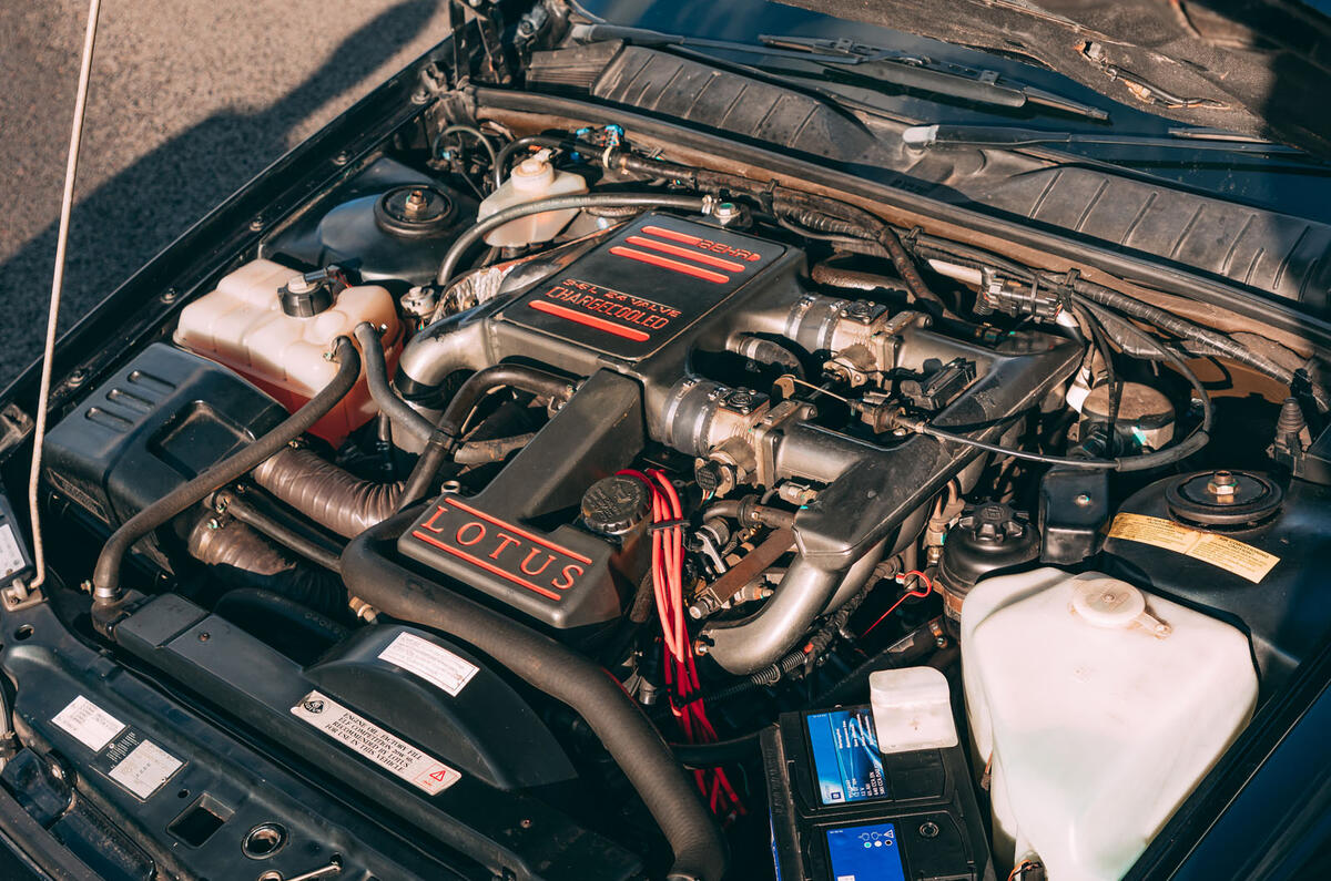 Lotus Carlton at 30 - engine Lotus Carlton at 30 - engine