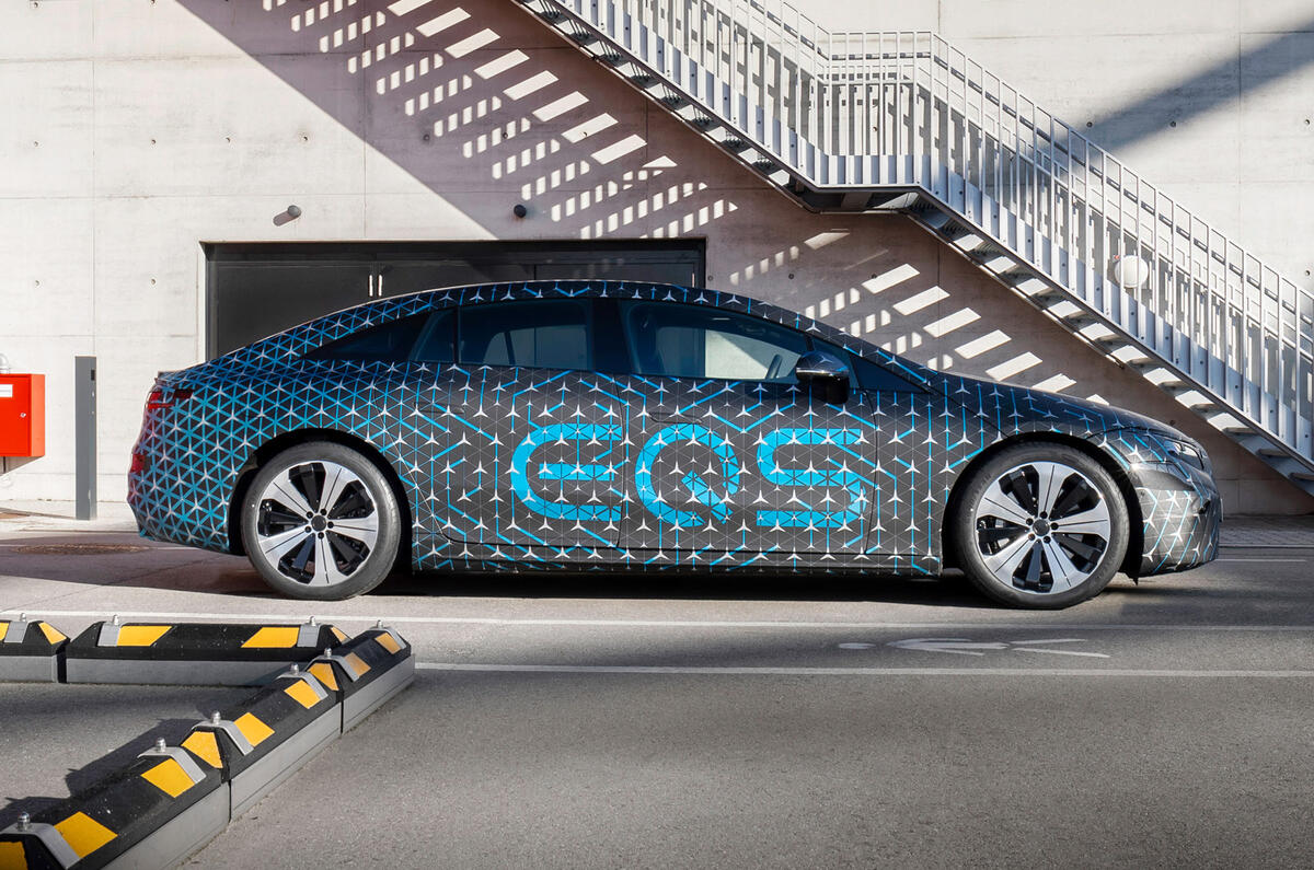 88 Mercedes Benz EQS prototype ride 2021 static side