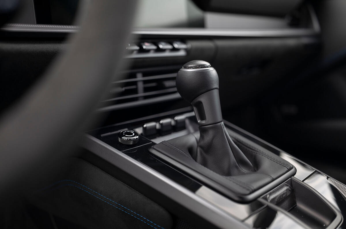 Porsche 911 GT3 2021 passenger ride - gearstick Porsche 911 GT3 2021 passenger ride - gearstick