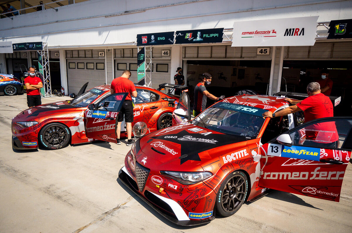 88 Pure ETCR feature 2021 pitlane 88 Pure ETCR feature 2021 pitlane