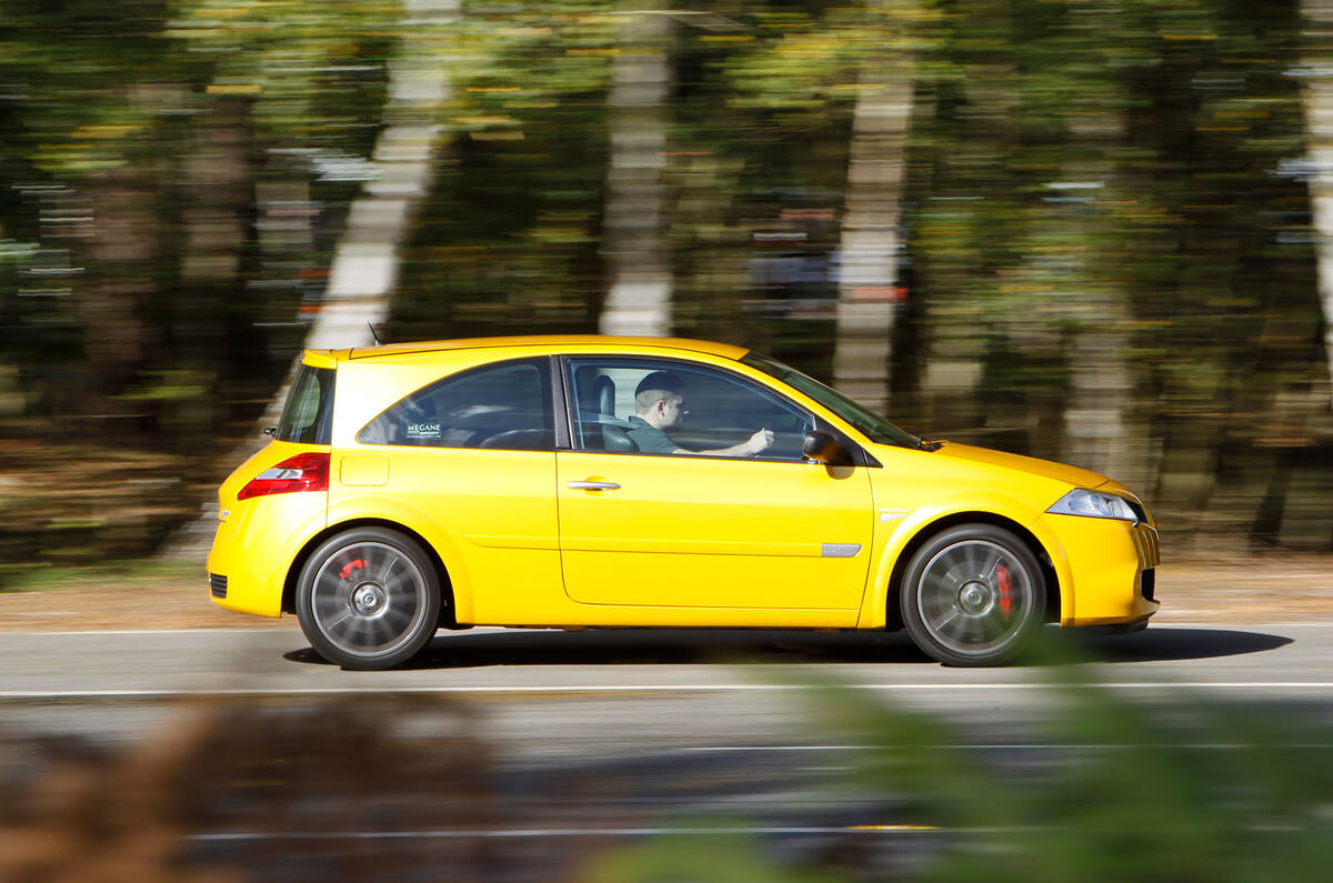 Renaultsport history picture special - Renaultsport Megane 225 side Renaultsport history picture special - Renaultsport Megane 225 side