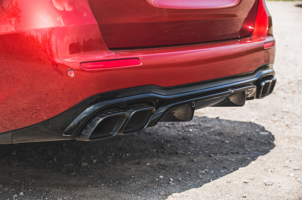 88 super estate triple test 2021 AMG exhausts 88 super estate triple test 2021 AMG exhausts