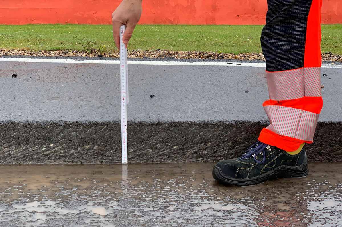 New Tarmac at Silverstone for 2019 - new tarmac