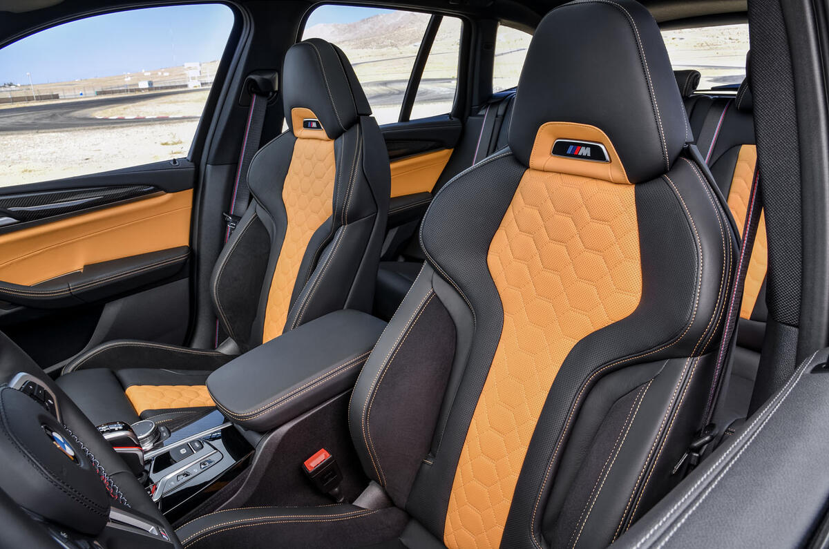 BMW X3M official press - seats