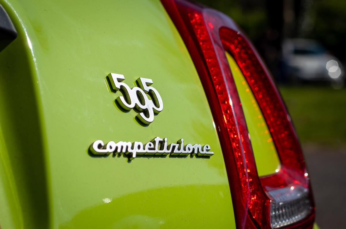 89 abarth 595 competitzione badge 89 abarth 595 competitzione badge