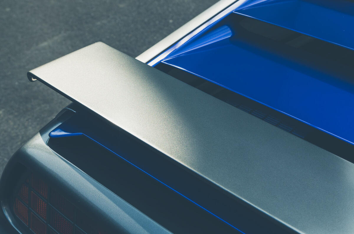 Driving a battery powered DeLorean - spoiler