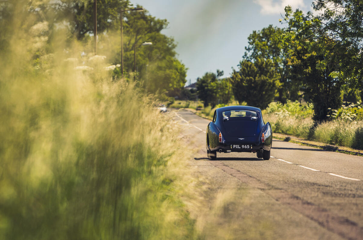 89 Bensport la sarthe feature 2021 on road rear 89 Bensport la sarthe feature 2021 on road rear