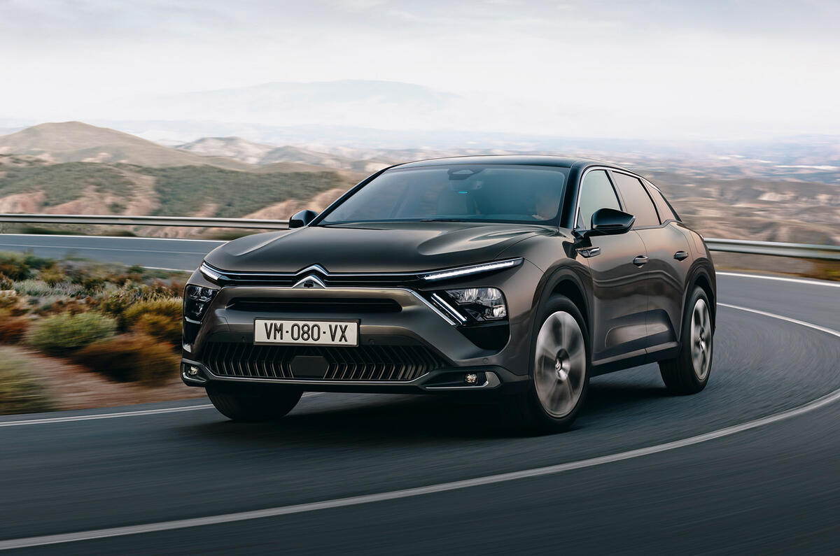 89 Citroen C5X official reveal images cornering 89 Citroen C5X official reveal images cornering
