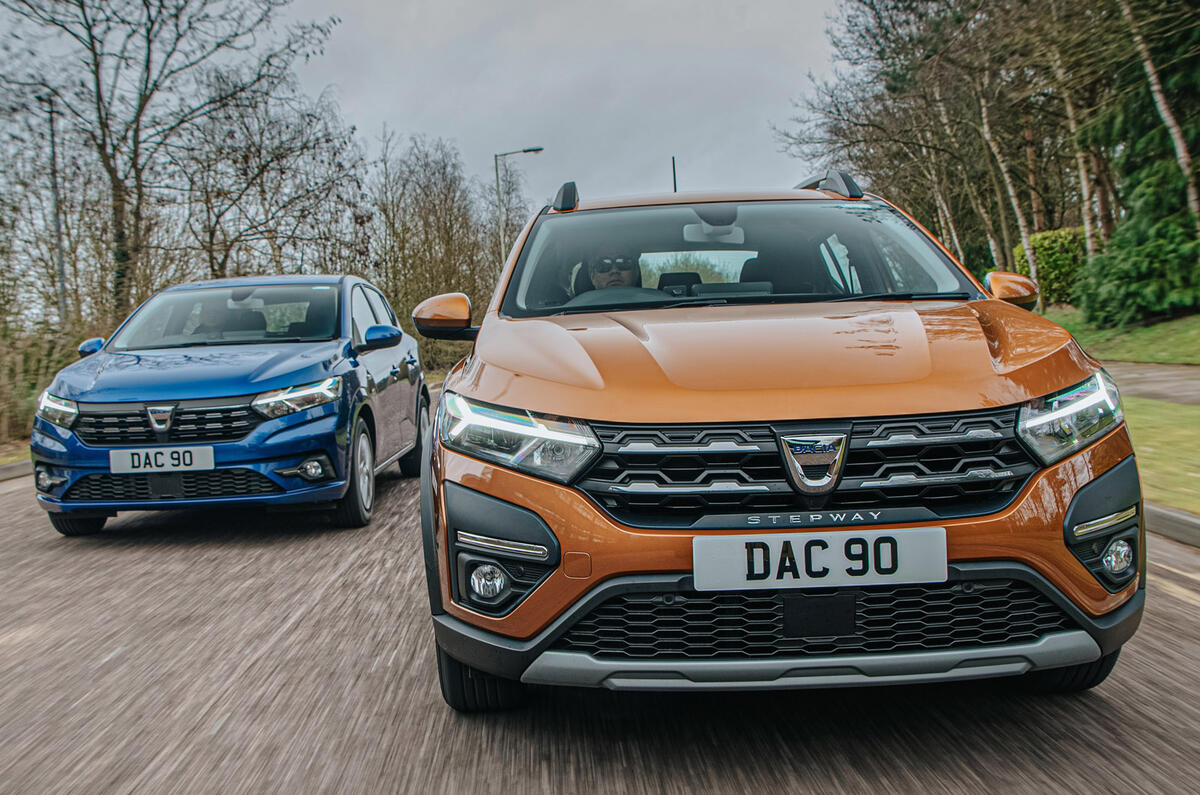 89 dacia sandero and lodgy front 89 dacia sandero and lodgy front