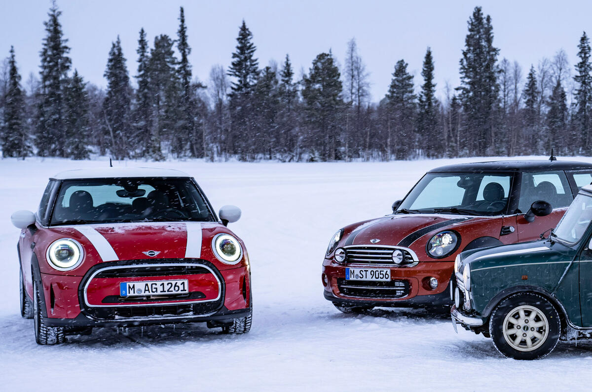 89 every Mini generation on ice 2022 feature F56 static