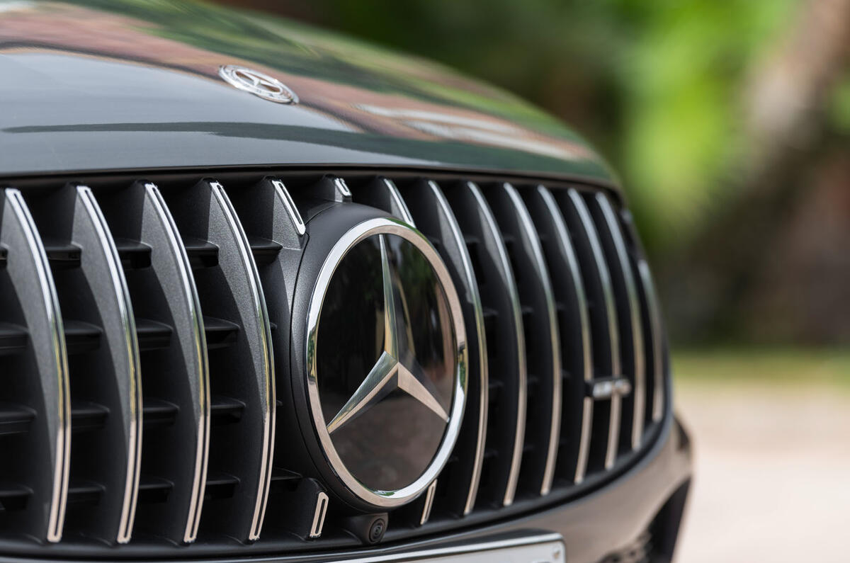 Mercedes-AMG GLC43 Coupé 2019 official debut - panamericana grille