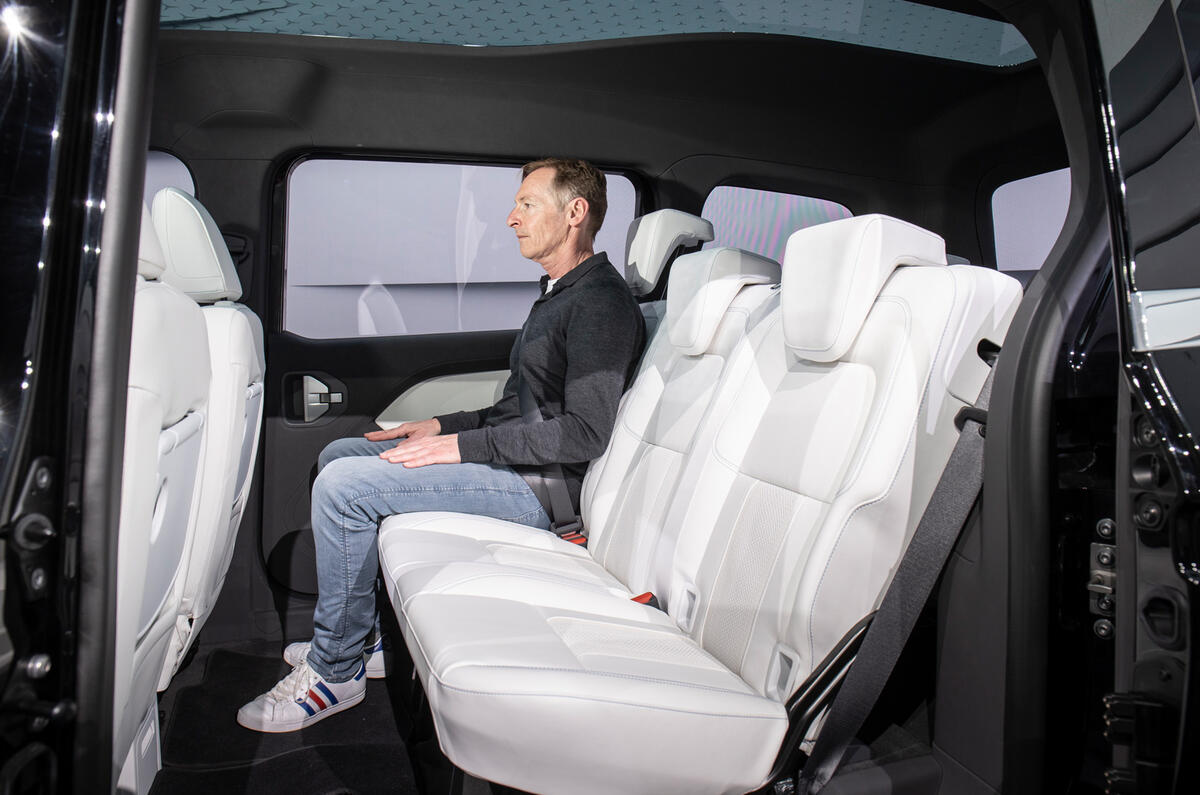 89 Mercedes Concept EQT official reveal GK middle row 89 Mercedes Concept EQT official reveal GK middle row