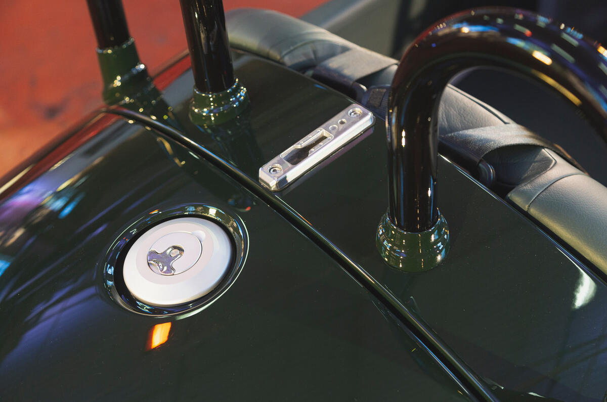 89 Morgan Super 3 2022 Autocar green fuel filler 89 Morgan Super 3 2022 Autocar green fuel filler