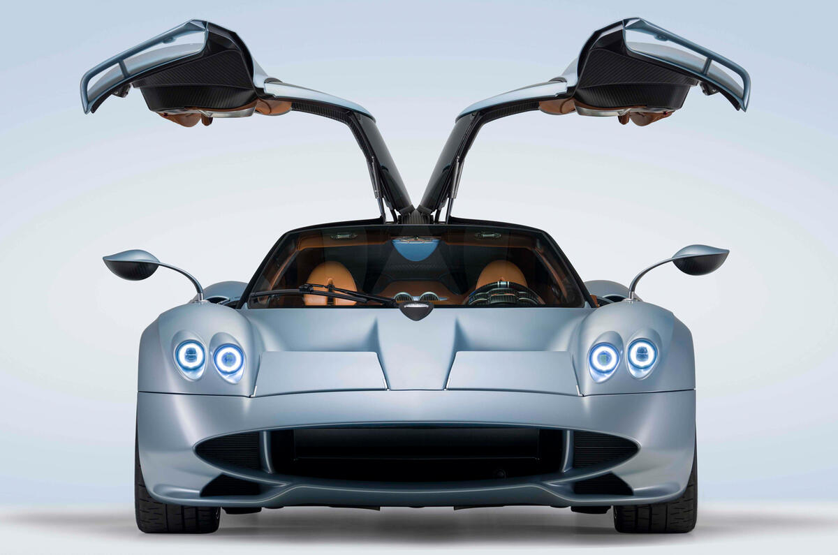 89 pagani huayra codalunga front doors 89 pagani huayra codalunga front doors