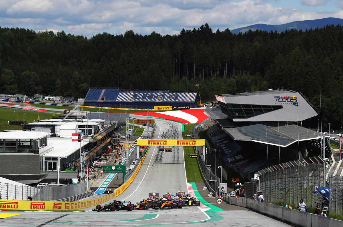 Beyond the scenes of Red Bull-Honda - circuit Beyond the scenes of Red Bull-Honda - circuit
