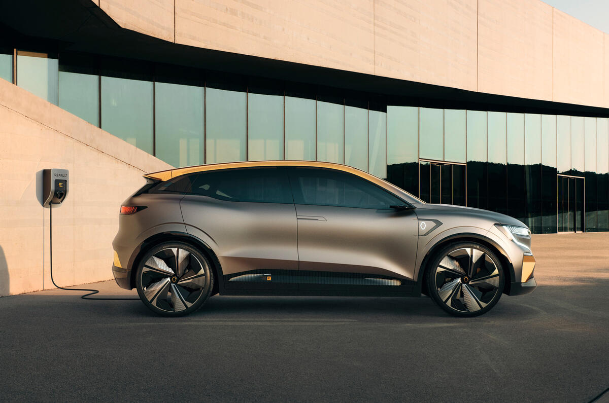 Renault Megane eVision concept official images - static side