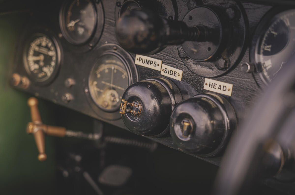 89 Speed Six Continuation dials