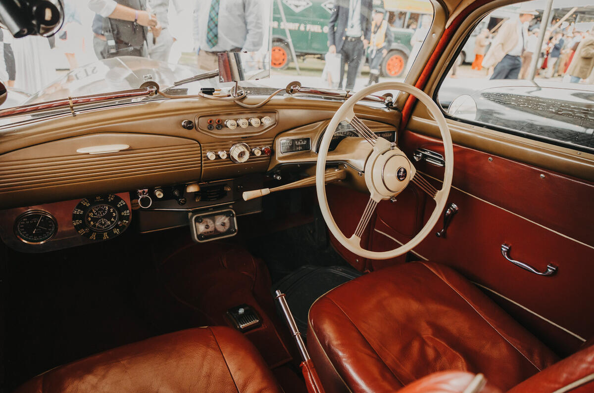 89 Stirling Moss SunBeam Talbot 11