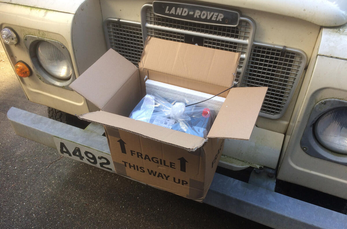 8 land rover battery