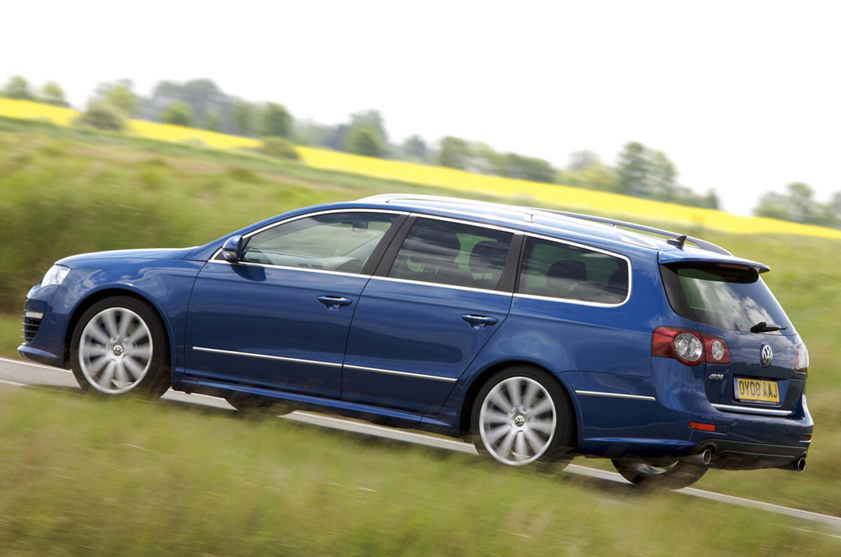 8 Large 4432 ThePassatR36Estate 8 Large 4432 ThePassatR36Estate