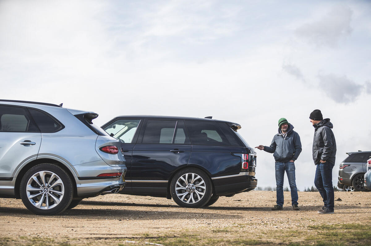 8 LUC Bentley Bentayga Range Rover 2021 0018 8 LUC Bentley Bentayga Range Rover 2021 0018