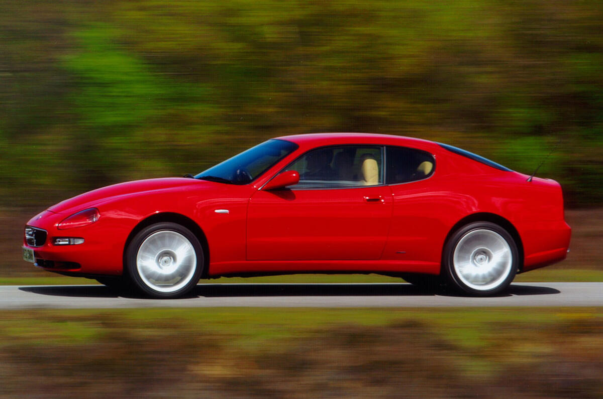 Maserati Coupe 2003 - tracking side