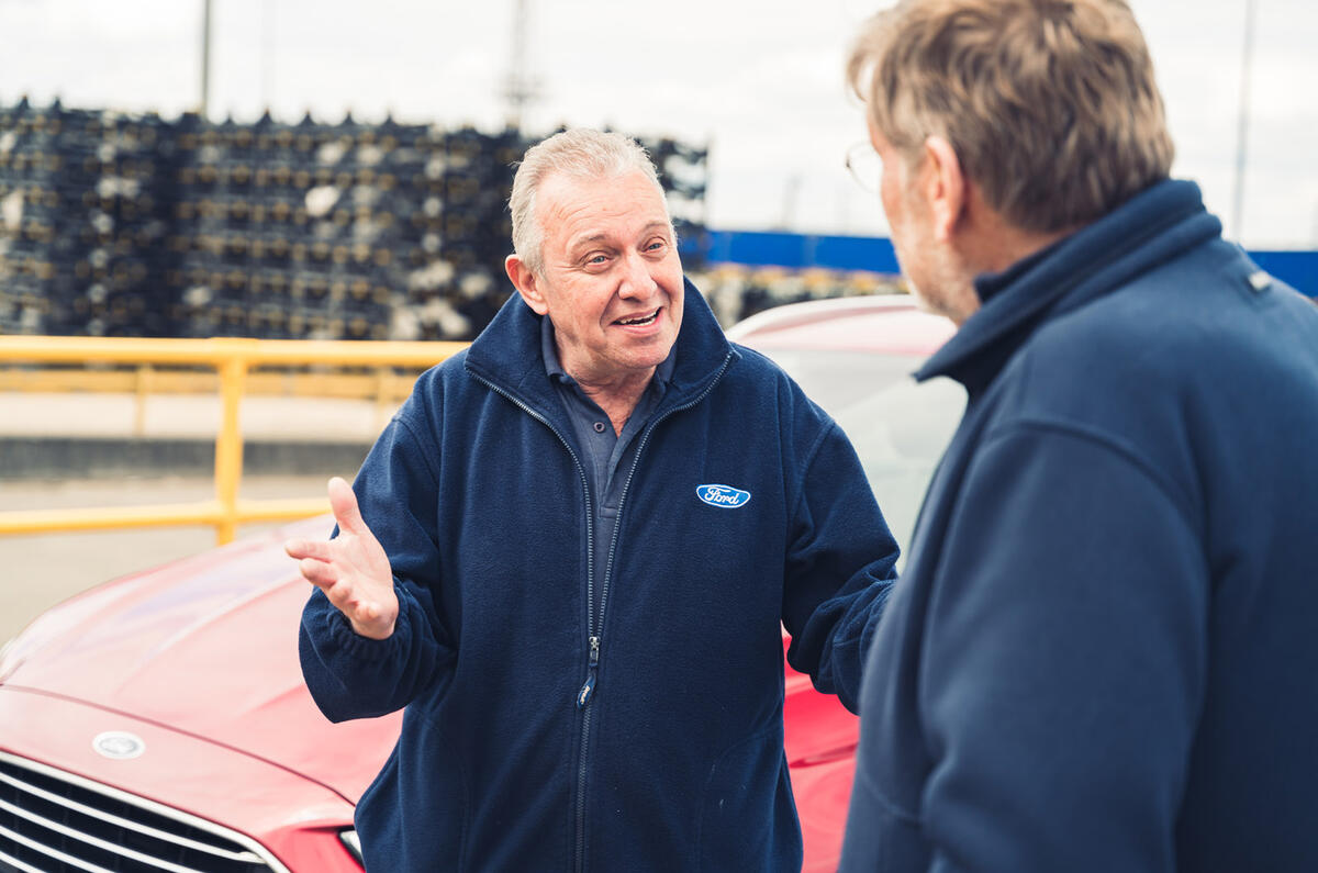 8 Mondeo Vs Mondeo 2021 29