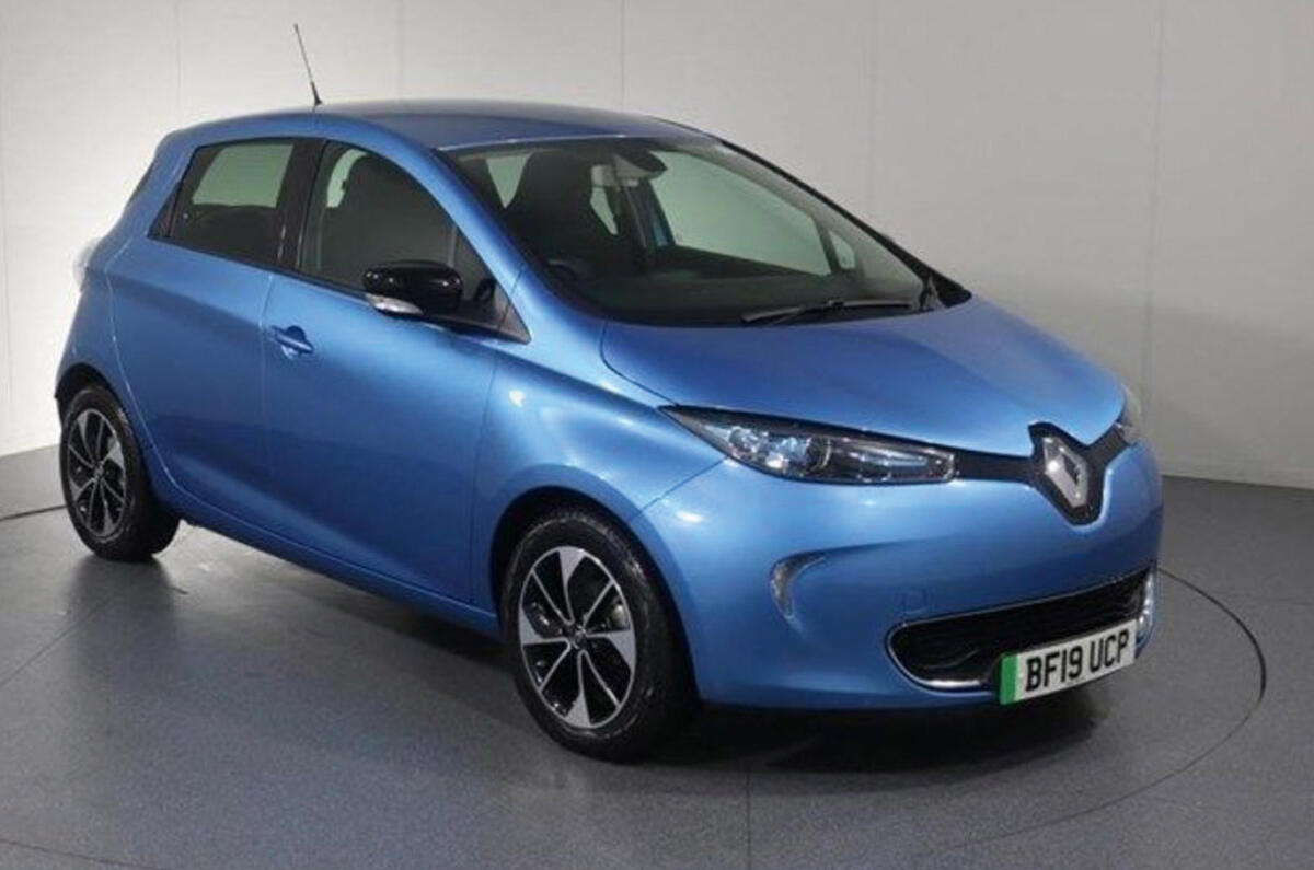 8 Renault Zoe 8 Renault Zoe