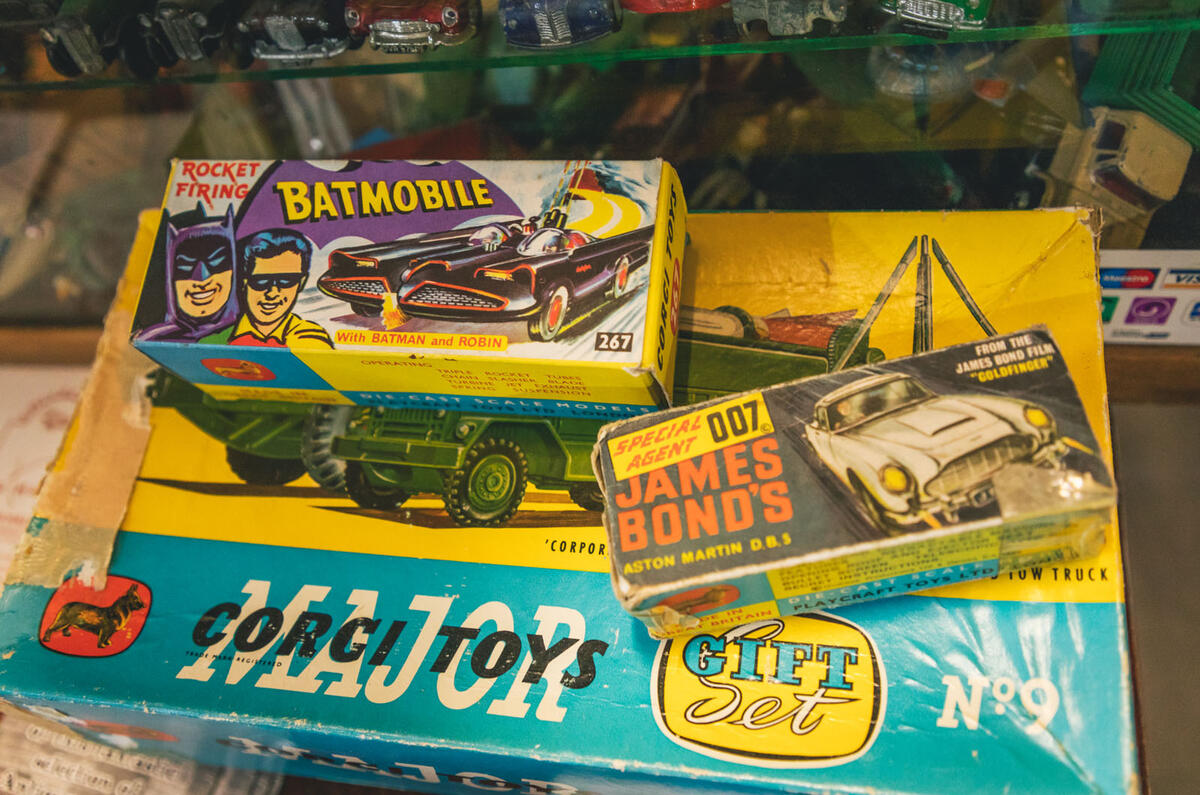 Collectors Old Toy Shop